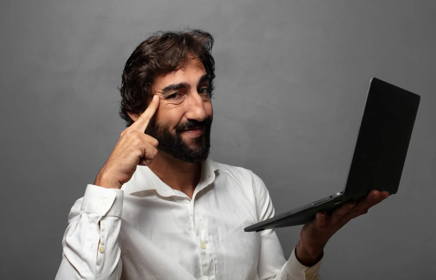 Perché non uso Wordpress: 5 motivi per un sito su misura